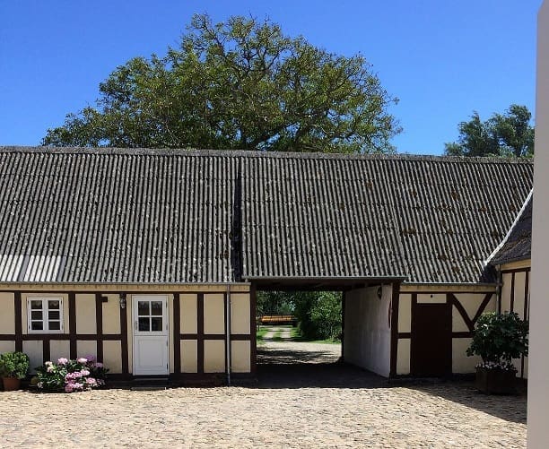 Der Eingang zu einer Ferienwohnung im Osten